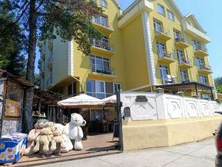 Отель Пеликан Сочи-0